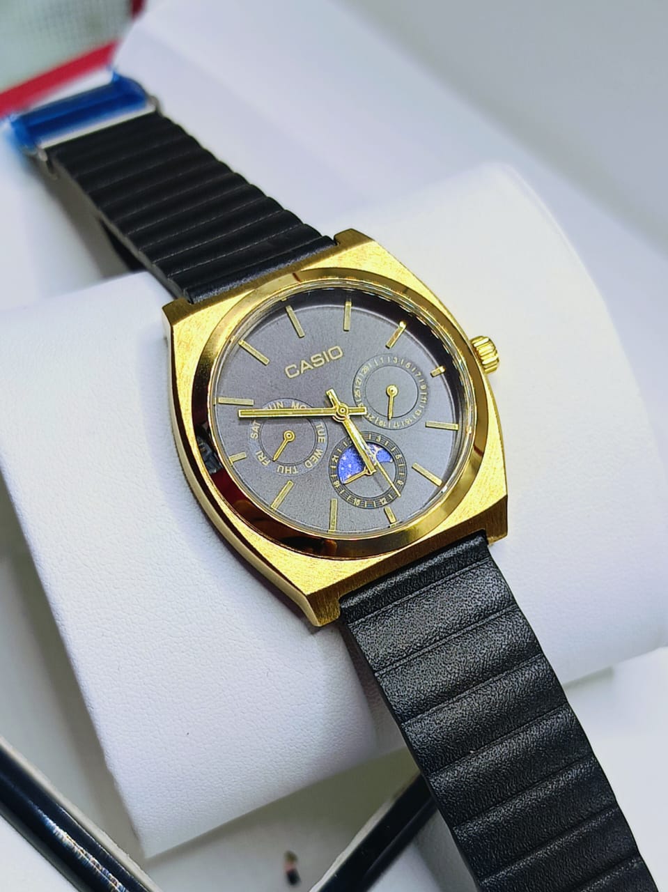 Orbixio- Men Watch